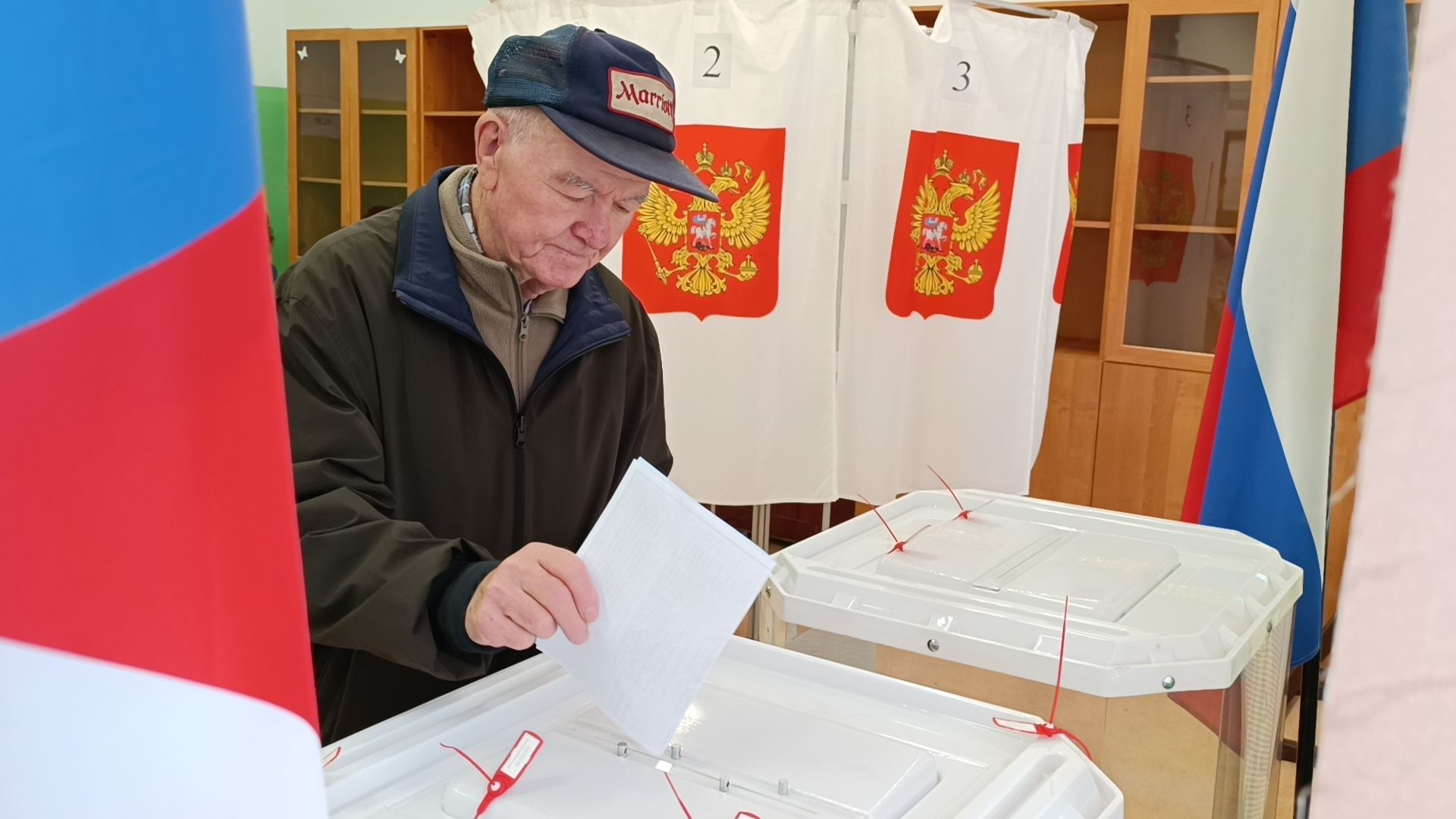 Лобня, общество, выборы