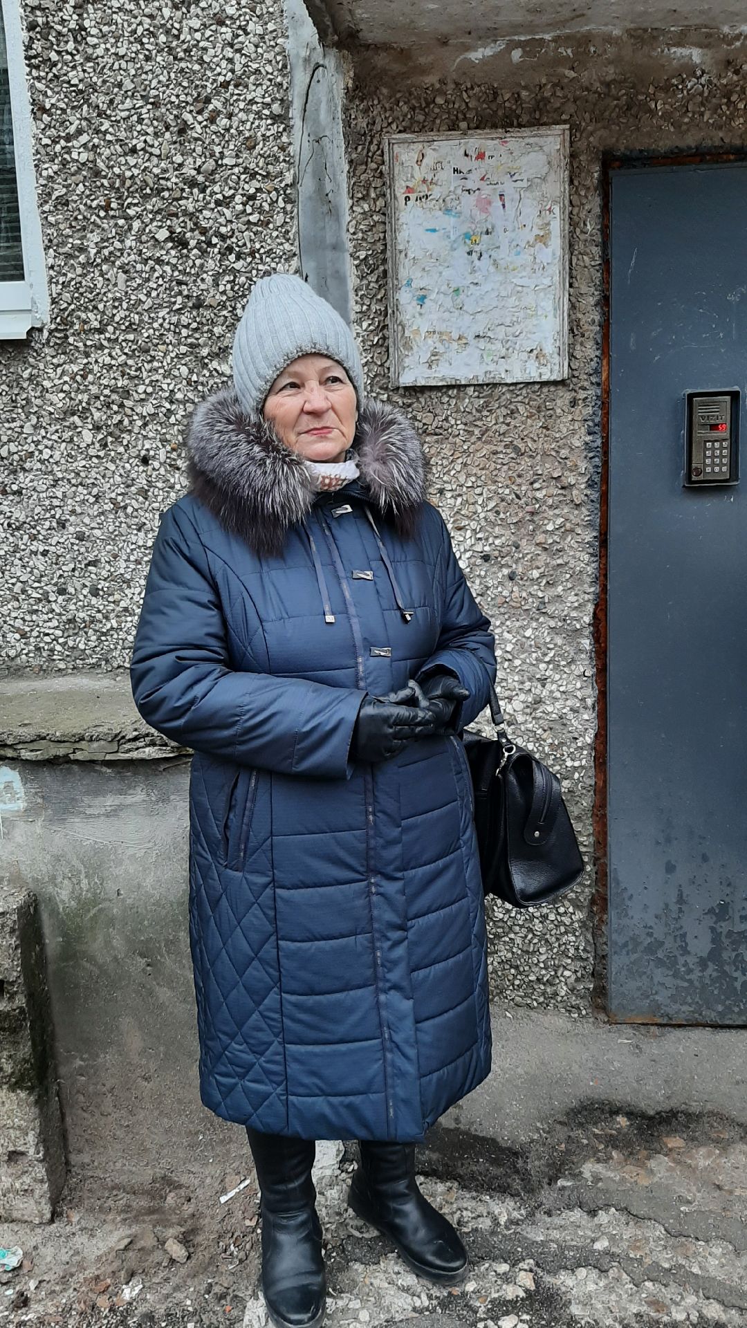 Серпухов, общество, бабушка на час