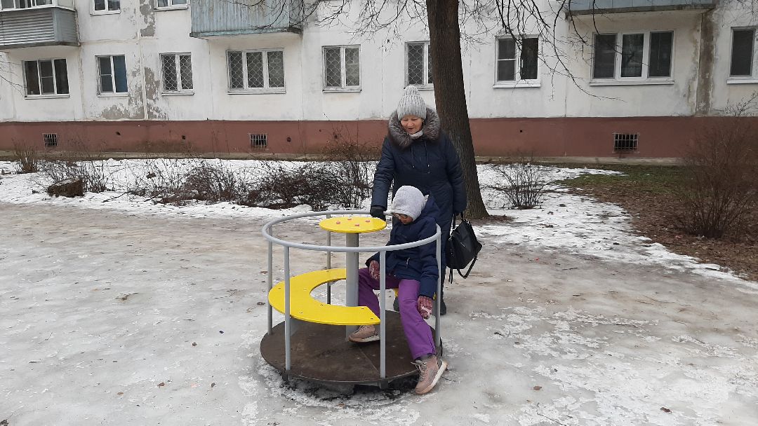 Серпухов, общество, бабушка на час