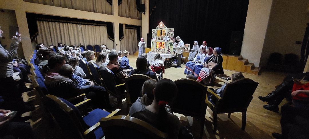 Пущино Общество