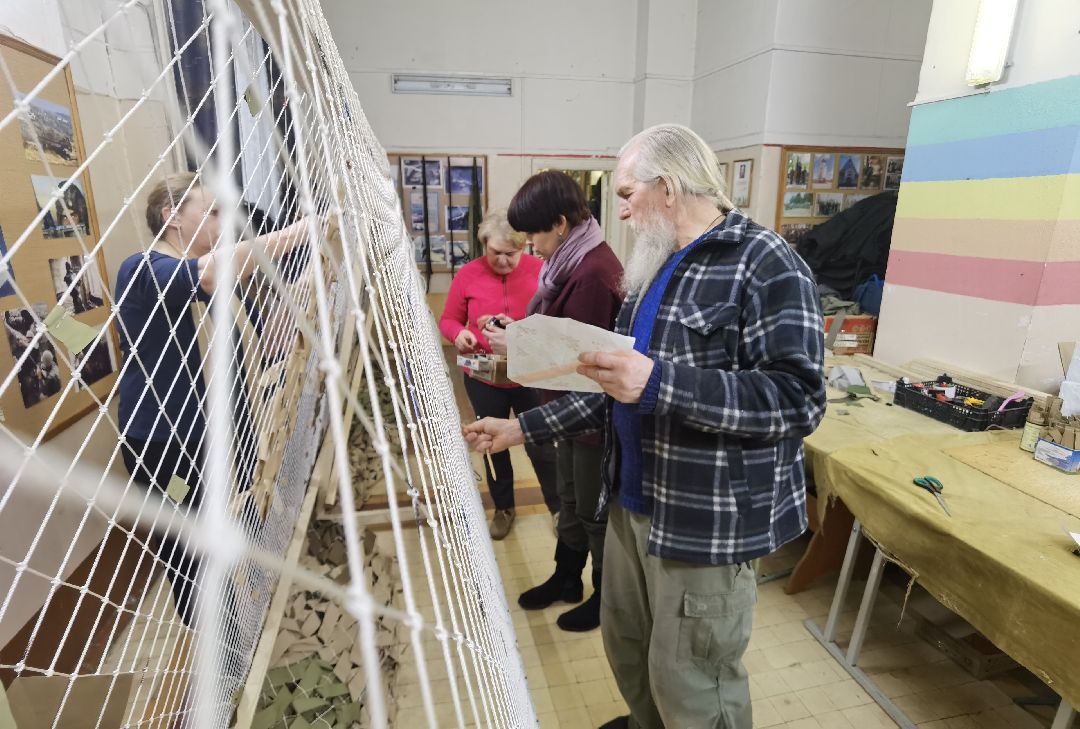 спецоперация, маскировочные сети, окопные свечи, ПВПК