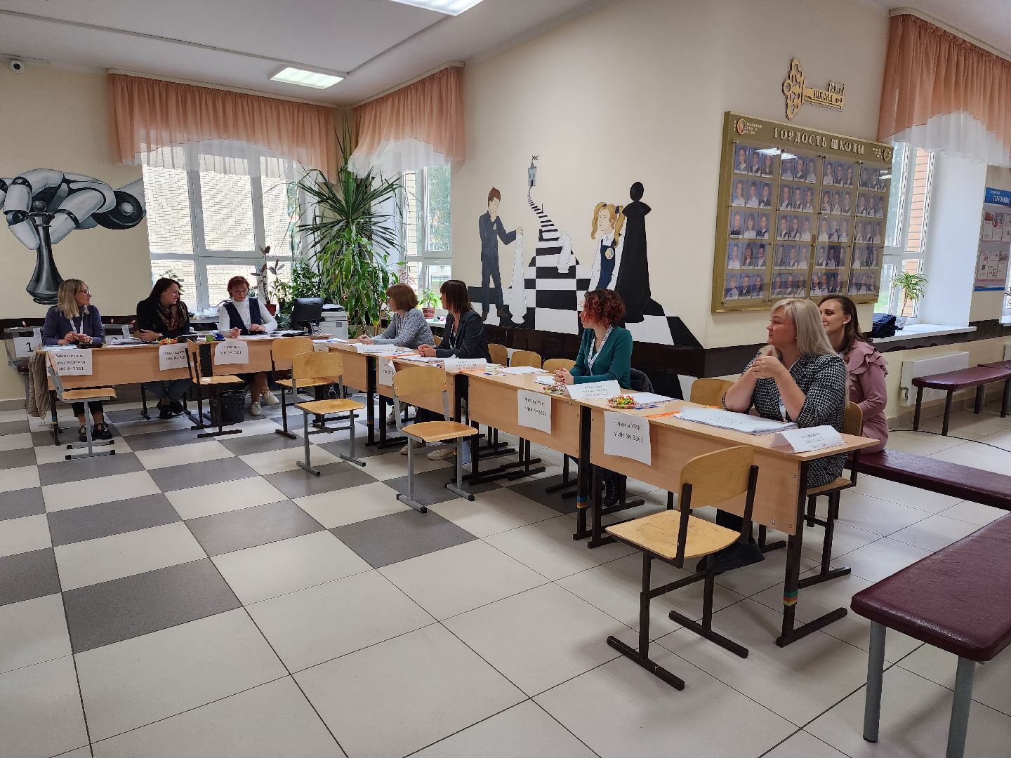 Раменское, выборы, председатель Совета депутатов Раменского округа проголосовал в школе № 9