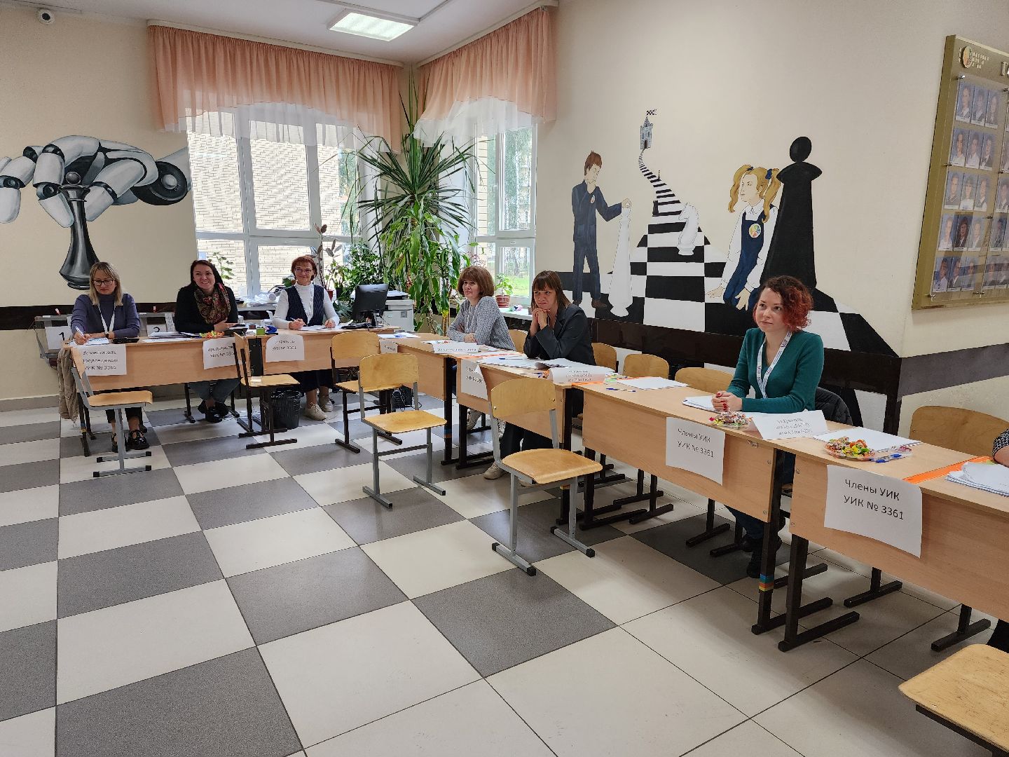 Раменское, выборы, председатель Совета депутатов Раменского округа проголосовал в школе № 9