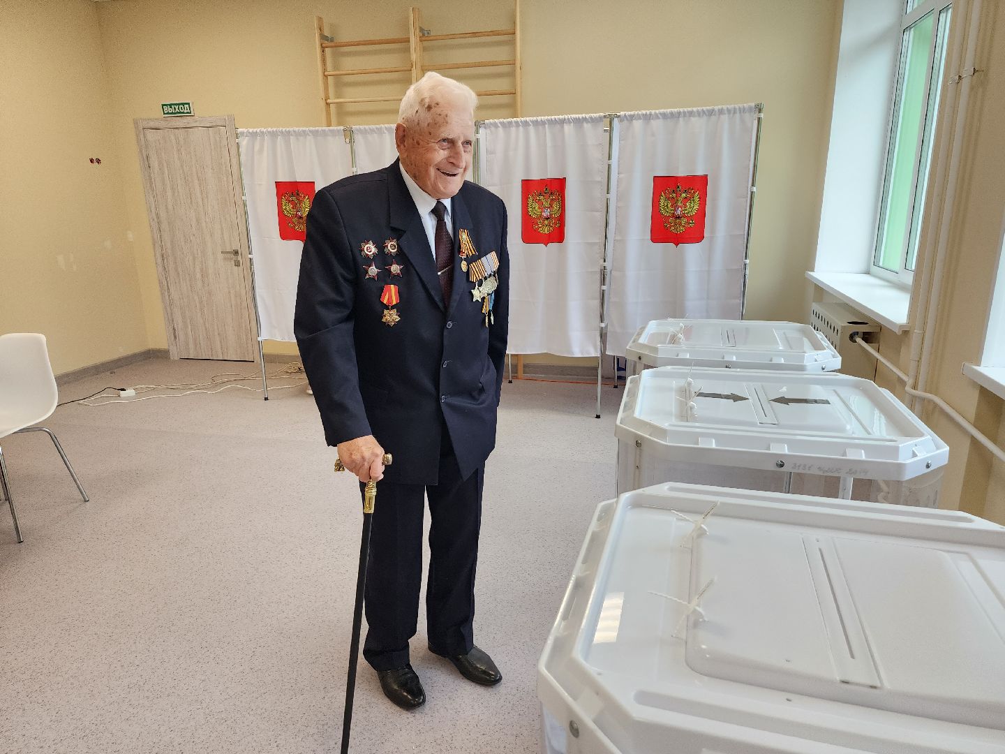 ветеран вов, выборы губернатора московской области, серпухов, школа 13, выборы, подмосковье выбирает 2023, подмосковьевыбирает2023, едг 2023,