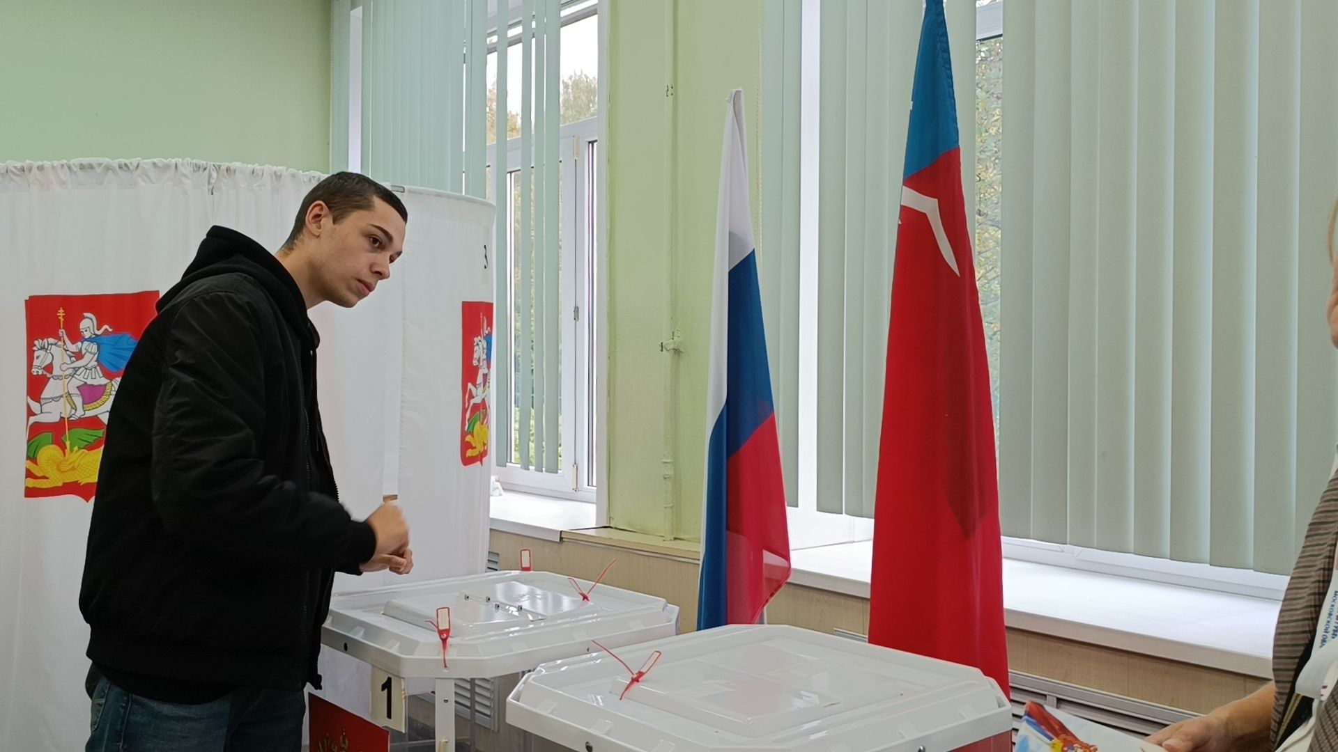 Лобня, общество, выборы