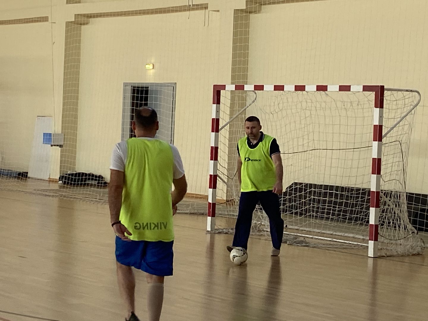 врачи, спорт, футбол, футбольная команда,