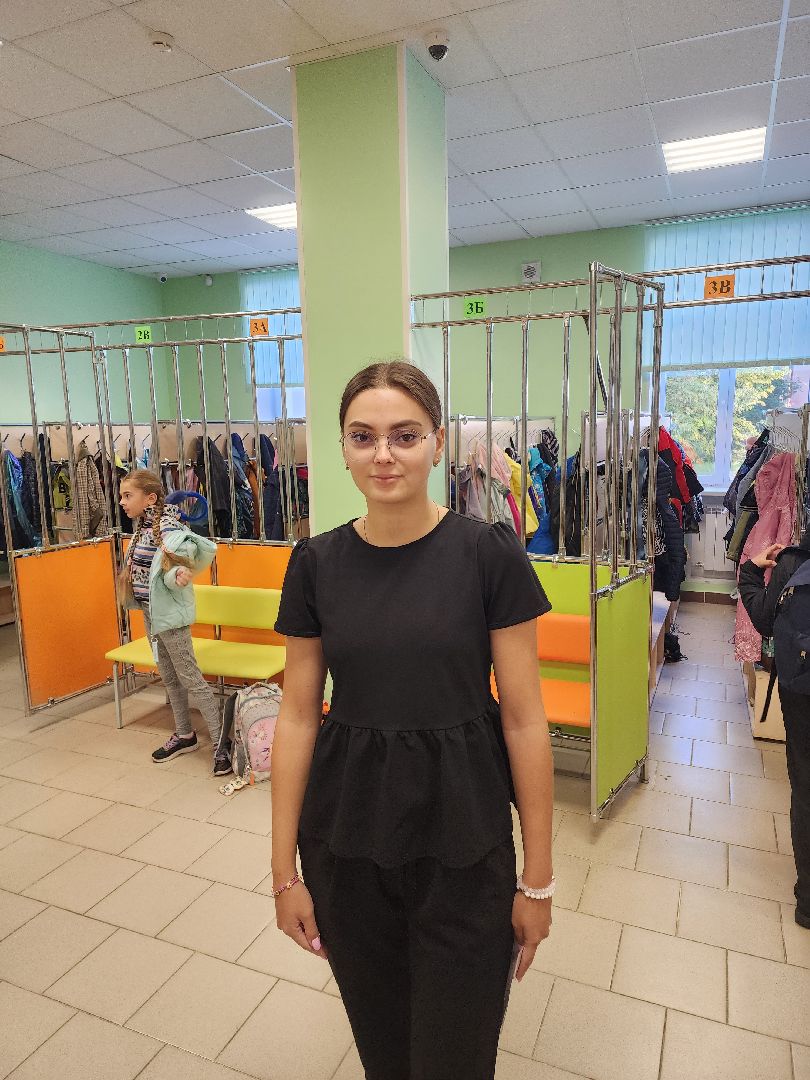 Алеся, Учитель, школа, 8