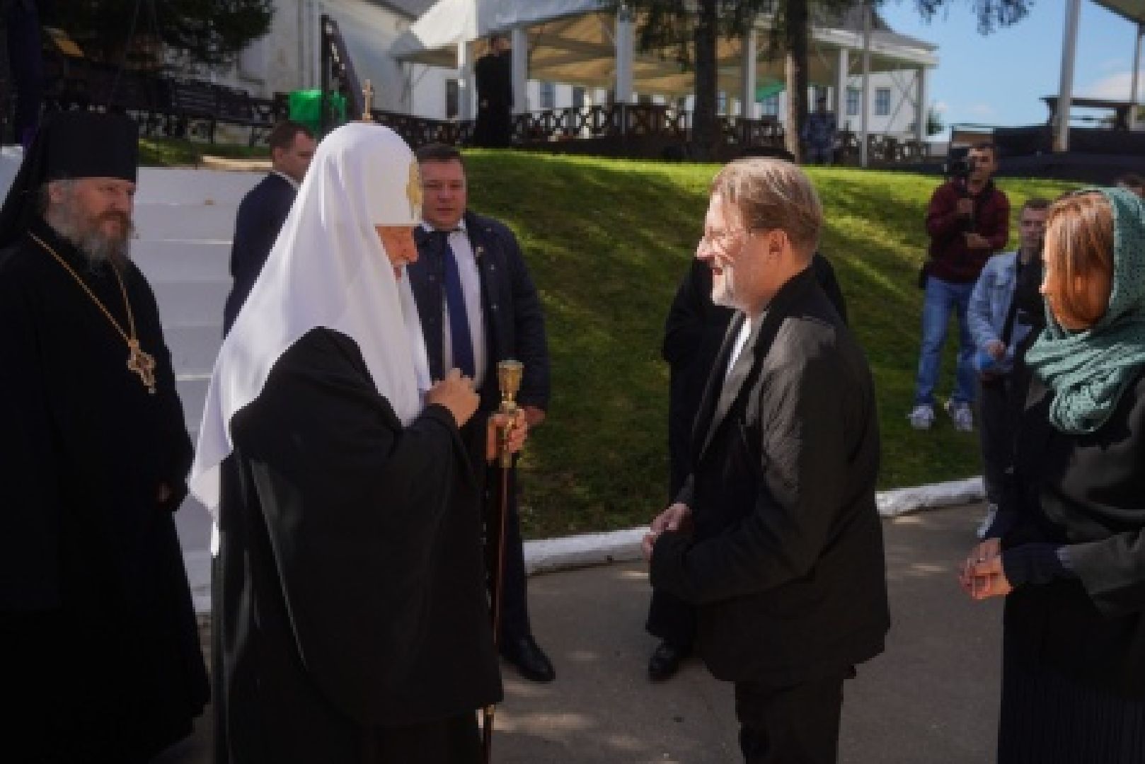 Звенигород, выставка Ивана Глазунова, Царицыны палаты, Саввино-Сторожевский монастырь, патриарх Кирилл