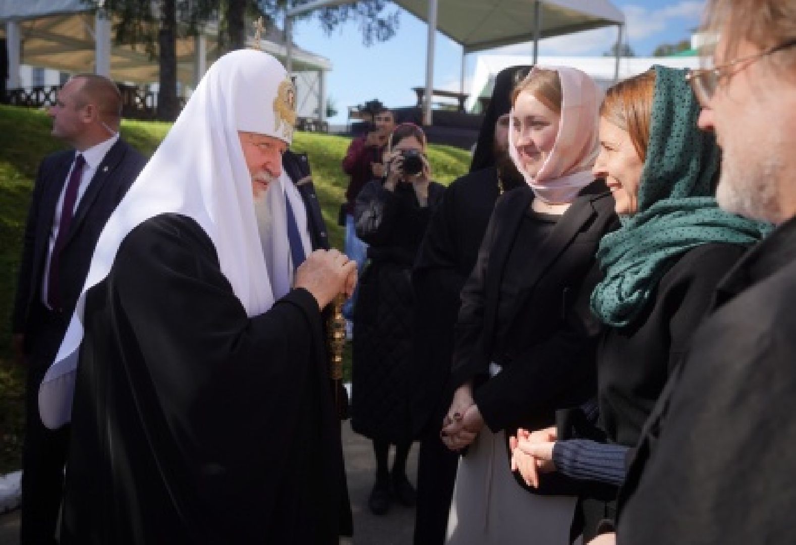 Звенигород, выставка Ивана Глазунова, Царицыны палаты, Саввино-Сторожевский монастырь, патриарх Кирилл