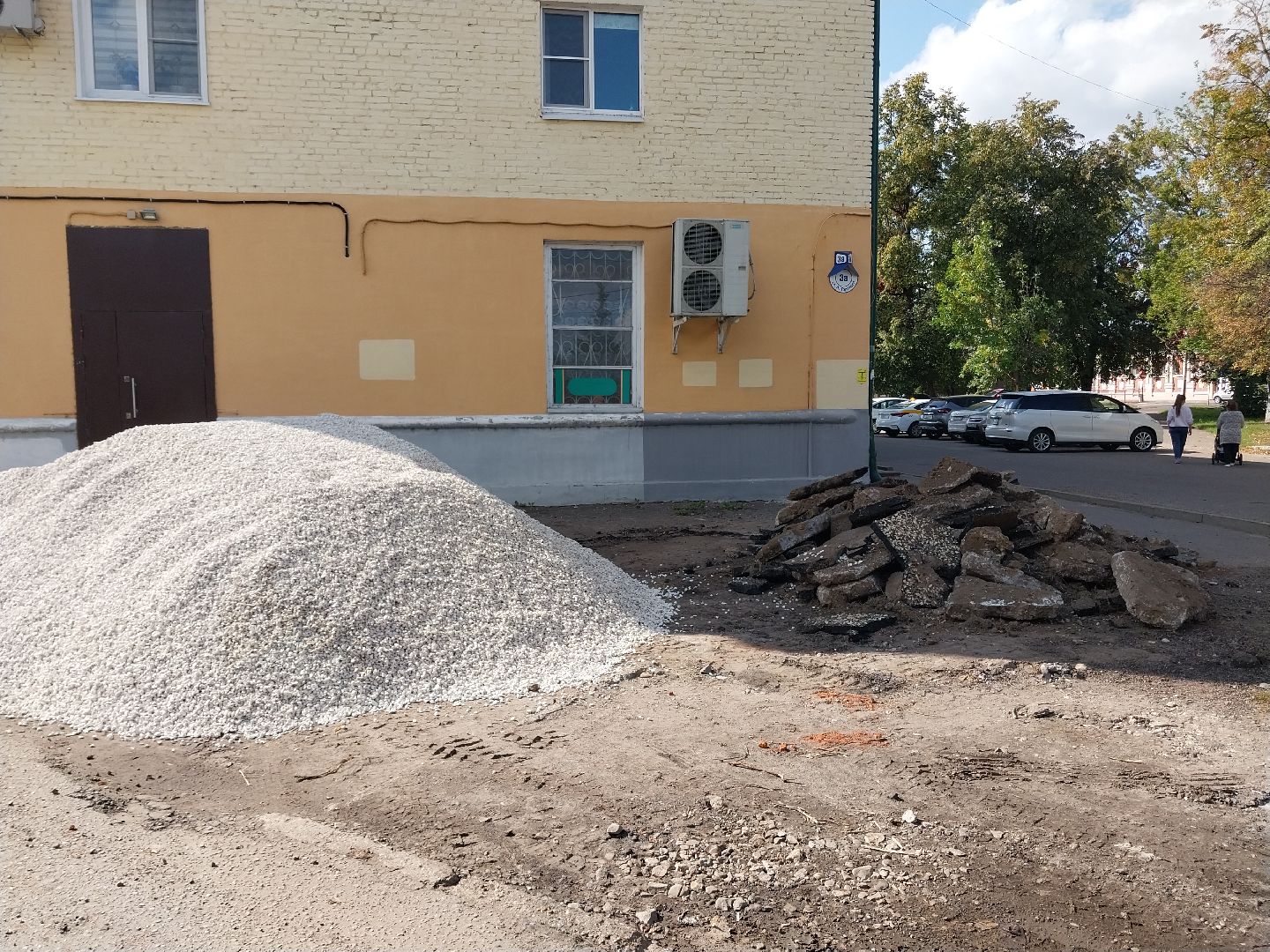 Коломна, благоустройство дворов, новый асфальт