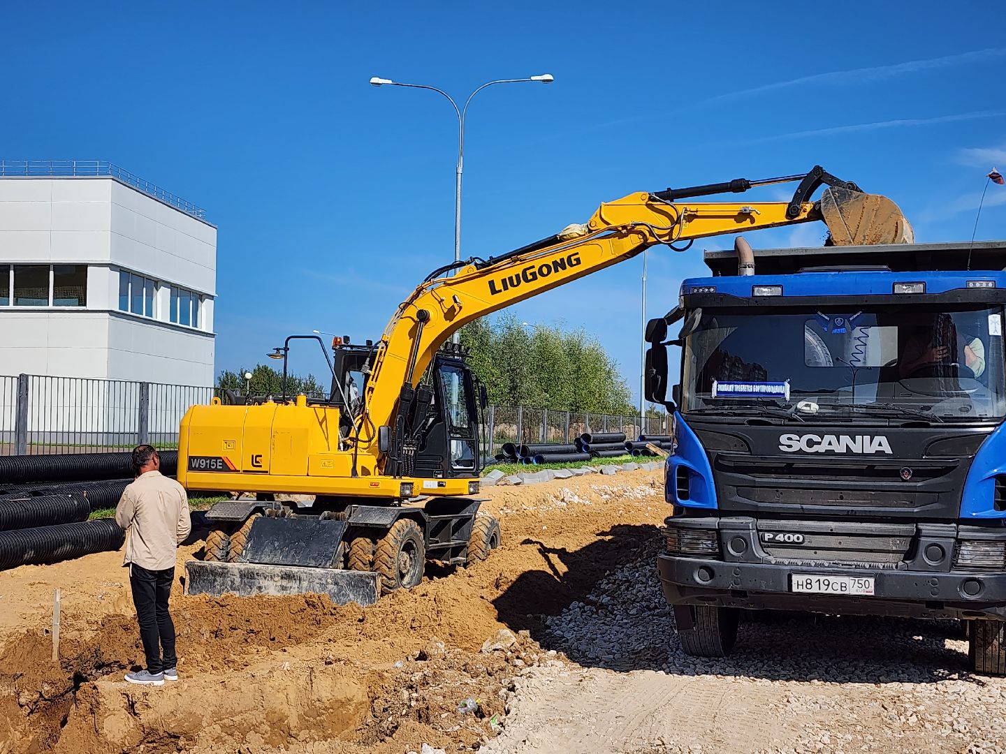 дороги, строительство дорог, серпухов, ивановские дворики, улица героев отечества, новая поликлиника, школа 18,