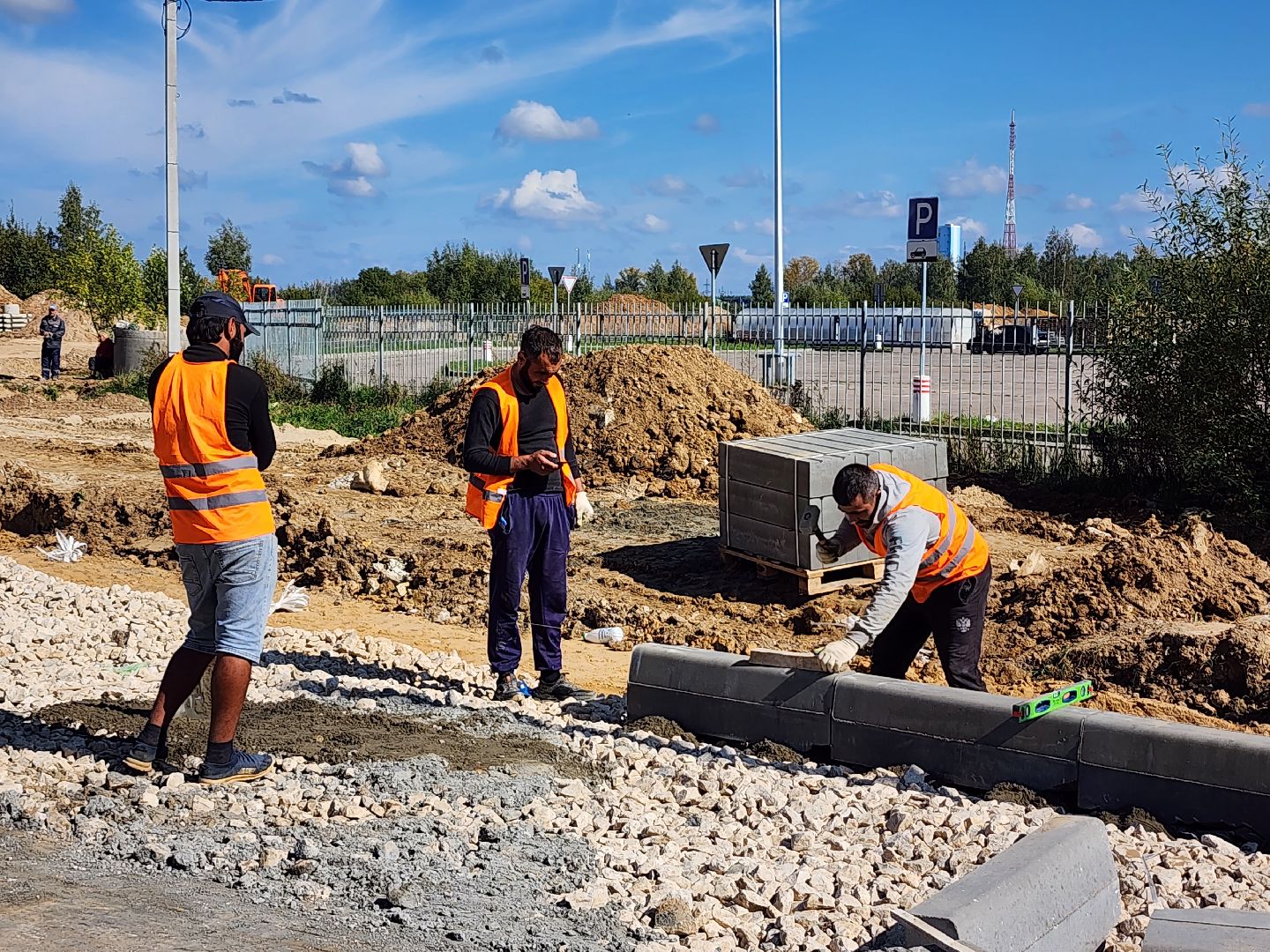 дороги, строительство дорог, серпухов, ивановские дворики, улица героев отечества, новая поликлиника, школа 18,