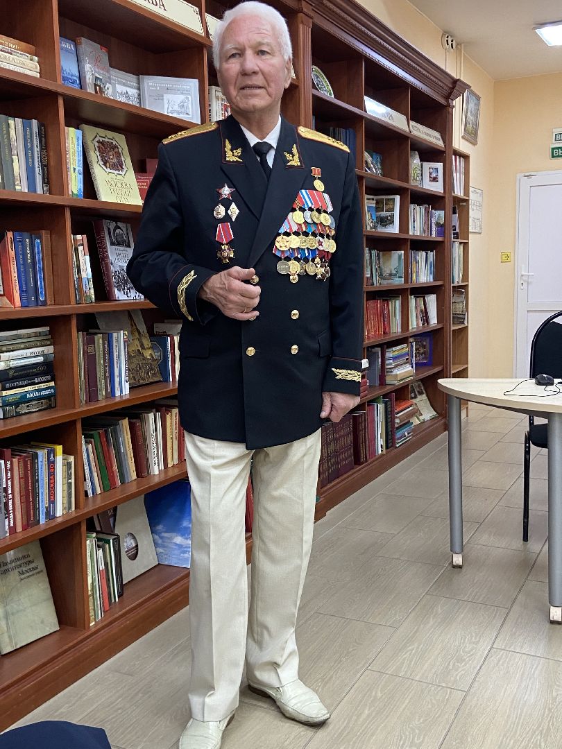 художник, сво, вернисаж,