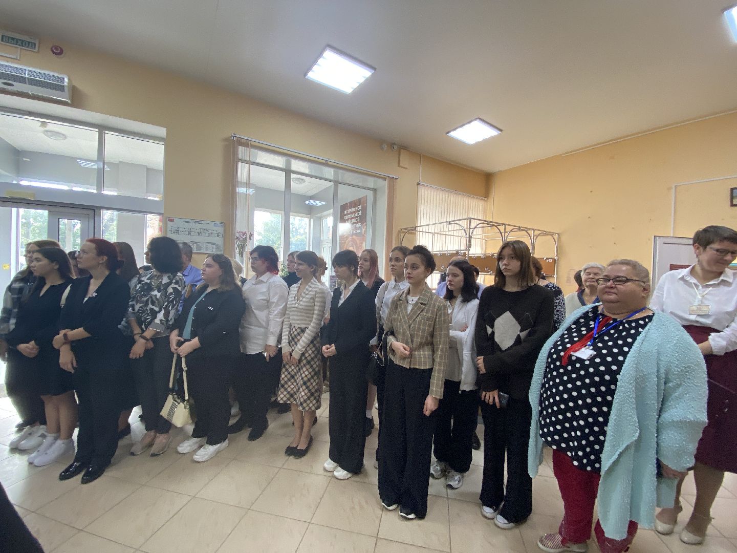 художник, сво, вернисаж,