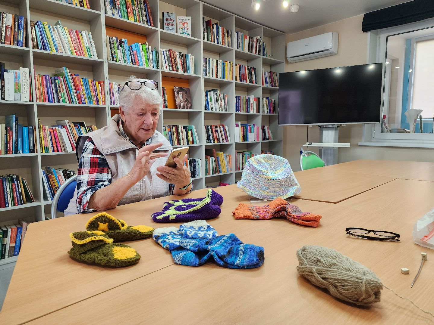 старшее поколение, золотой возраст, видное, рукоделие,