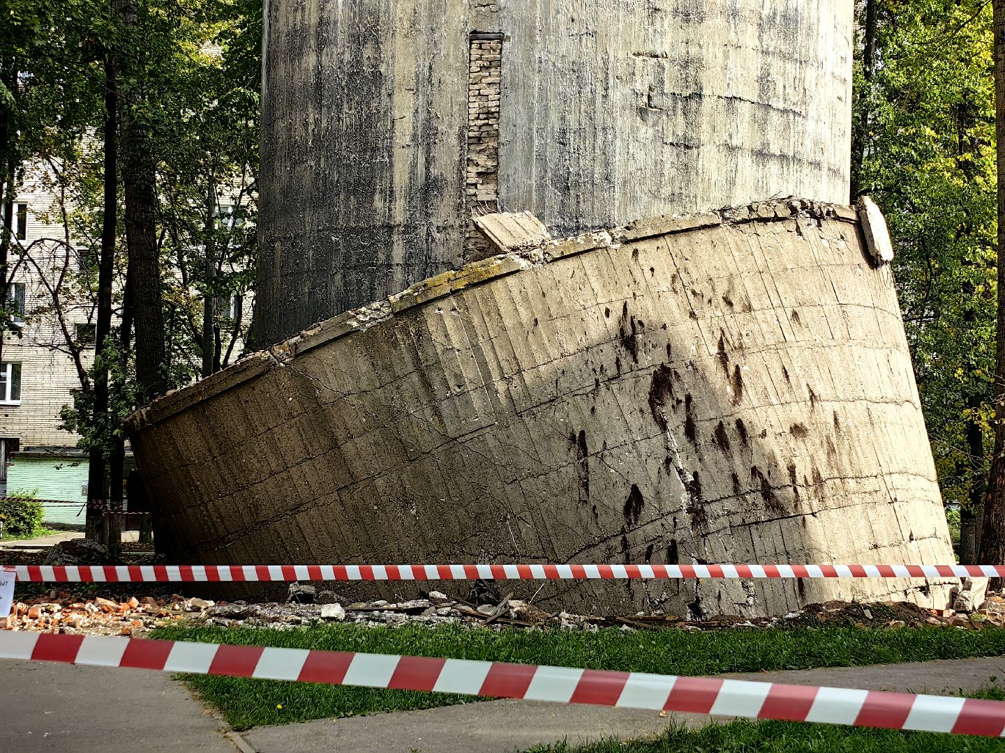 чп, обвал, водонапорная башня, постройка,