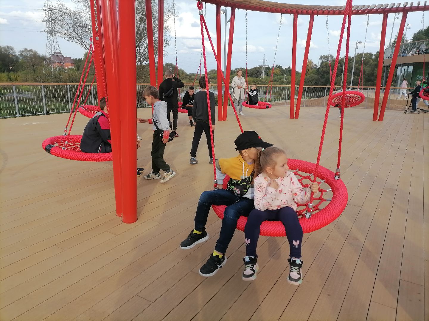 парки подмосковья,