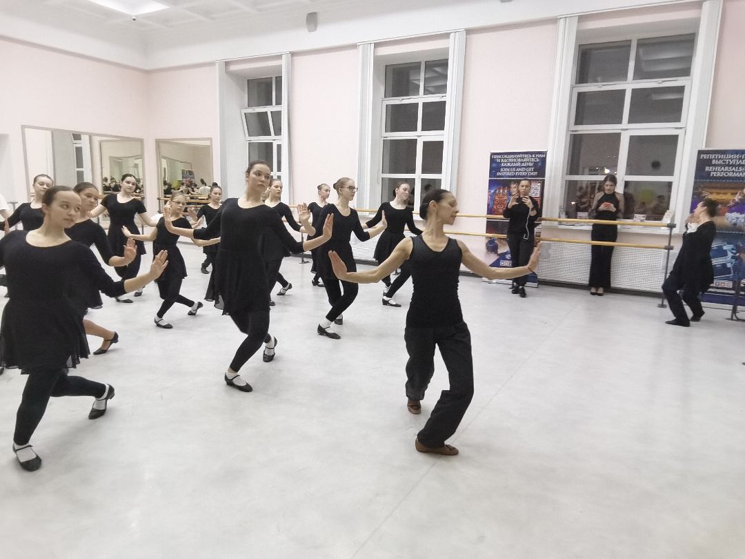 Балет, русский национальный балет Кострома, пуанты, Балашиха, культура, танцы, национальное шоу России, мастер-класс, заслуженная артистка России, заслуженные артисты Костромы, Кострома