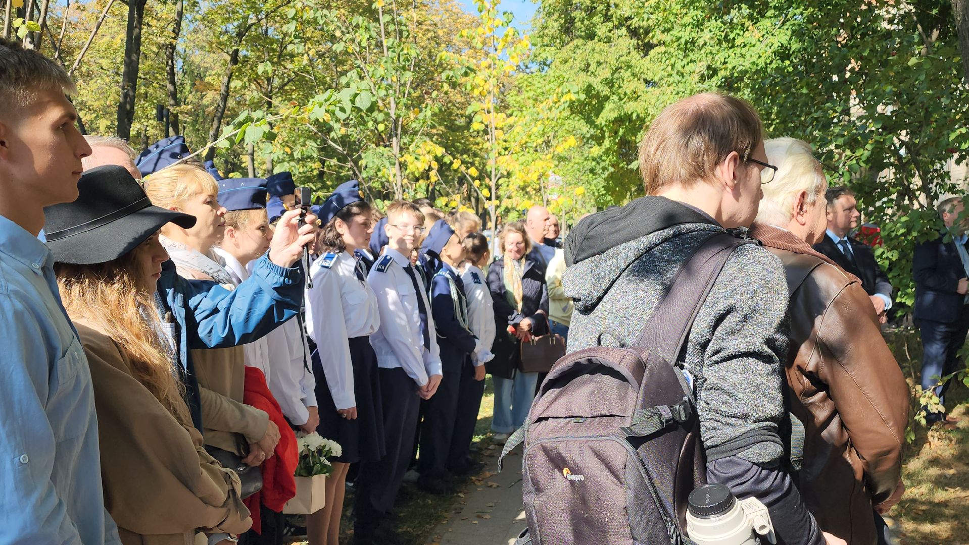 мемориальная доска, Петр Остапенко, открытие,