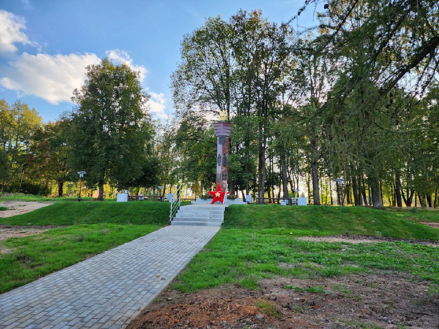 Можайск, Можайский городской округ, Населнный пункт воинской доблести, стелы, память, Великая Отечественная война, подвиг, солдаты,