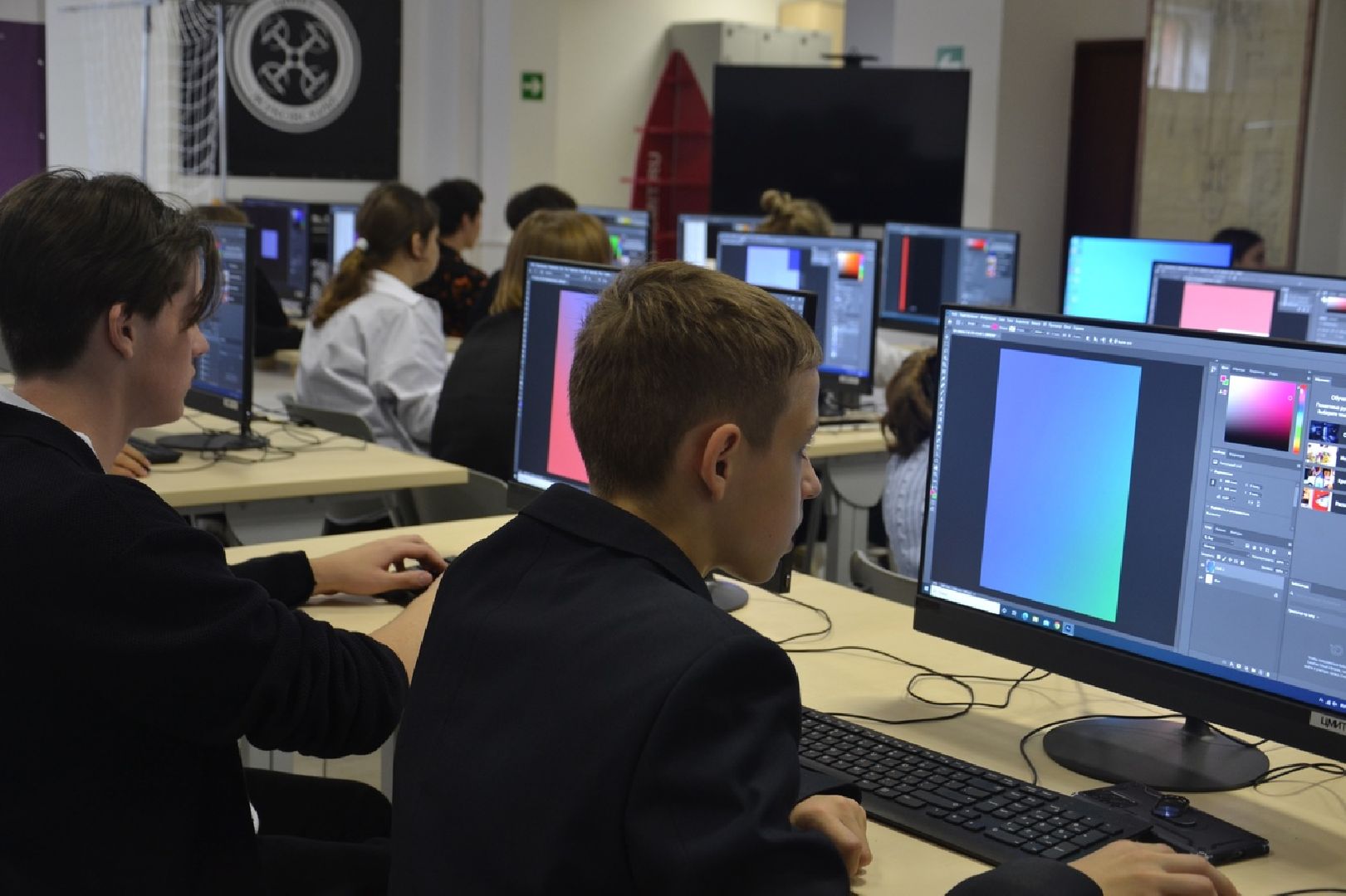 Движение Первых, Найди свое призвание, ЦМИТ Жуковский, профессиональная проба, графический дизайнер,