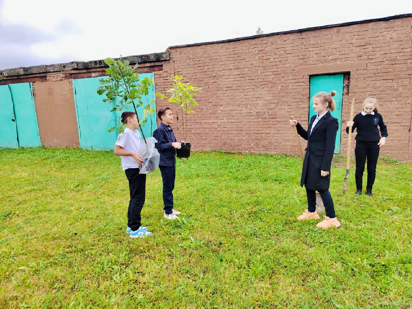 Солнечногорск, акция, посади дерево, экология, школьники,