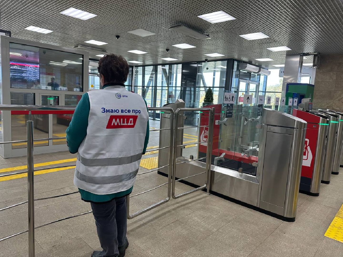 МЦД-4, Наземнаялинияметро, Апрелевка,