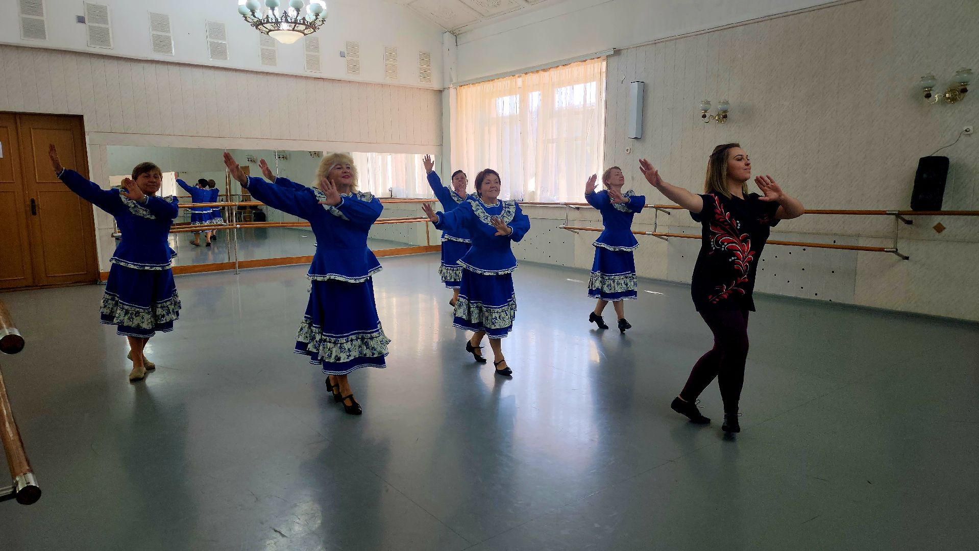 шатура, активное долголетие, танцы, народные танцы, настроение, Нариманова,