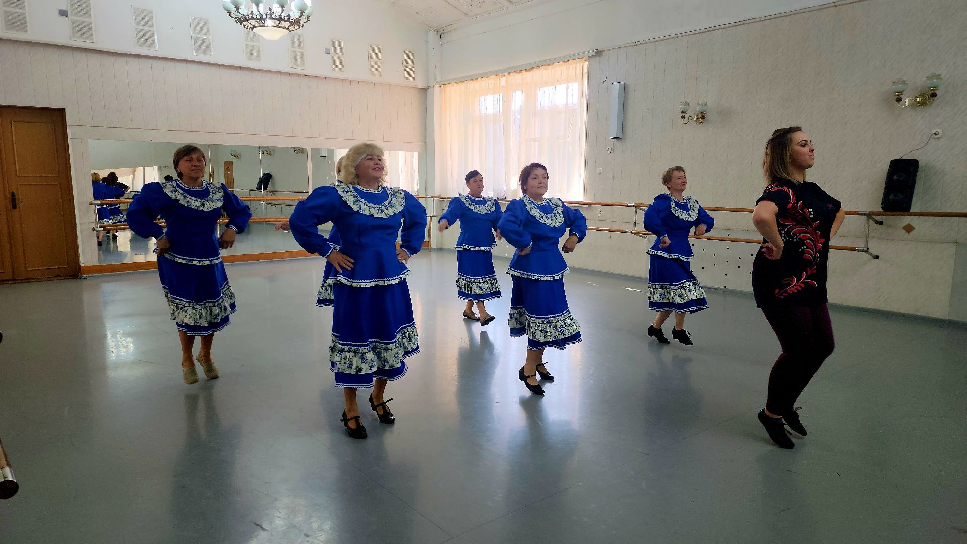 шатура, активное долголетие, танцы, народные танцы, настроение, Нариманова,