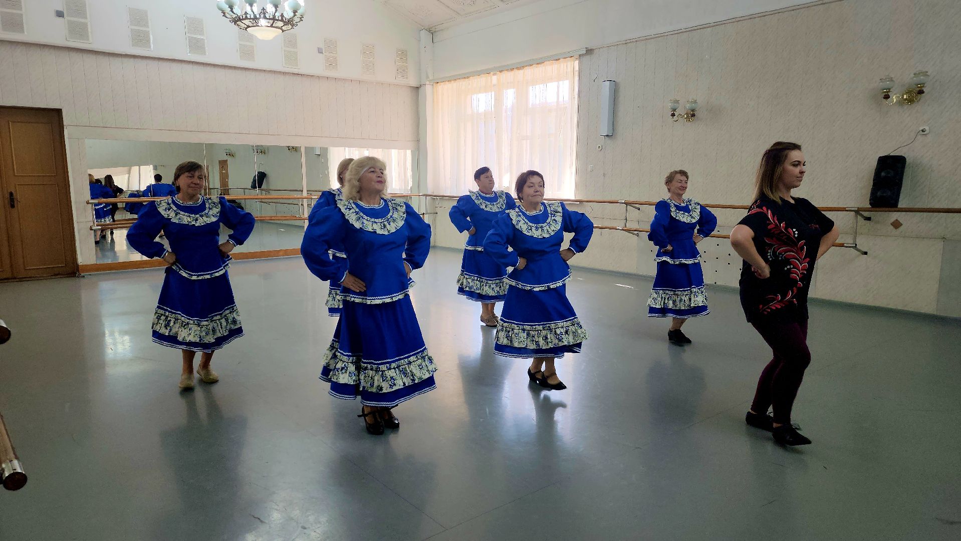 шатура, активное долголетие, танцы, народные танцы, настроение, Нариманова,