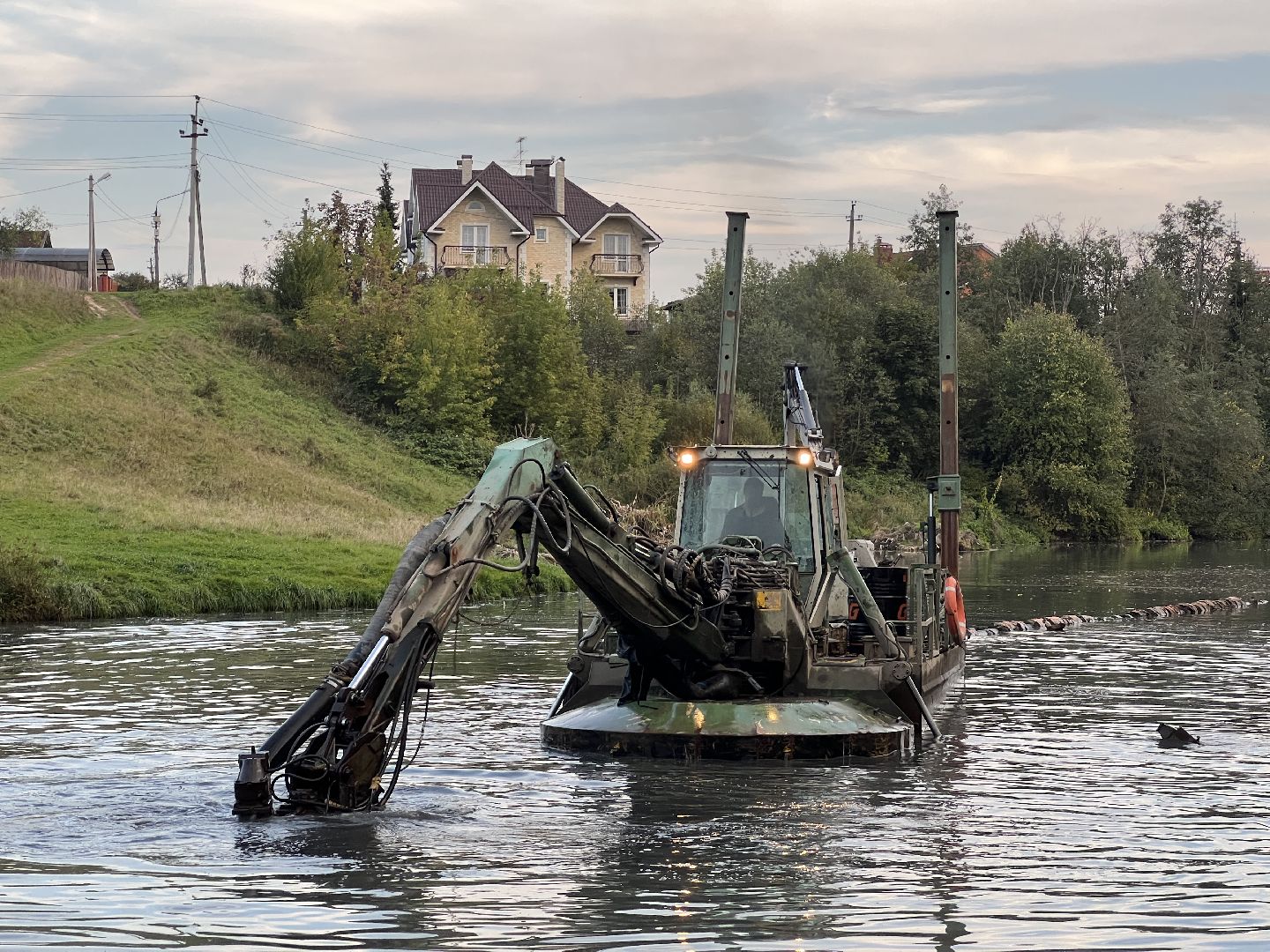 химки, благоуйстройство, река, очистка реки,