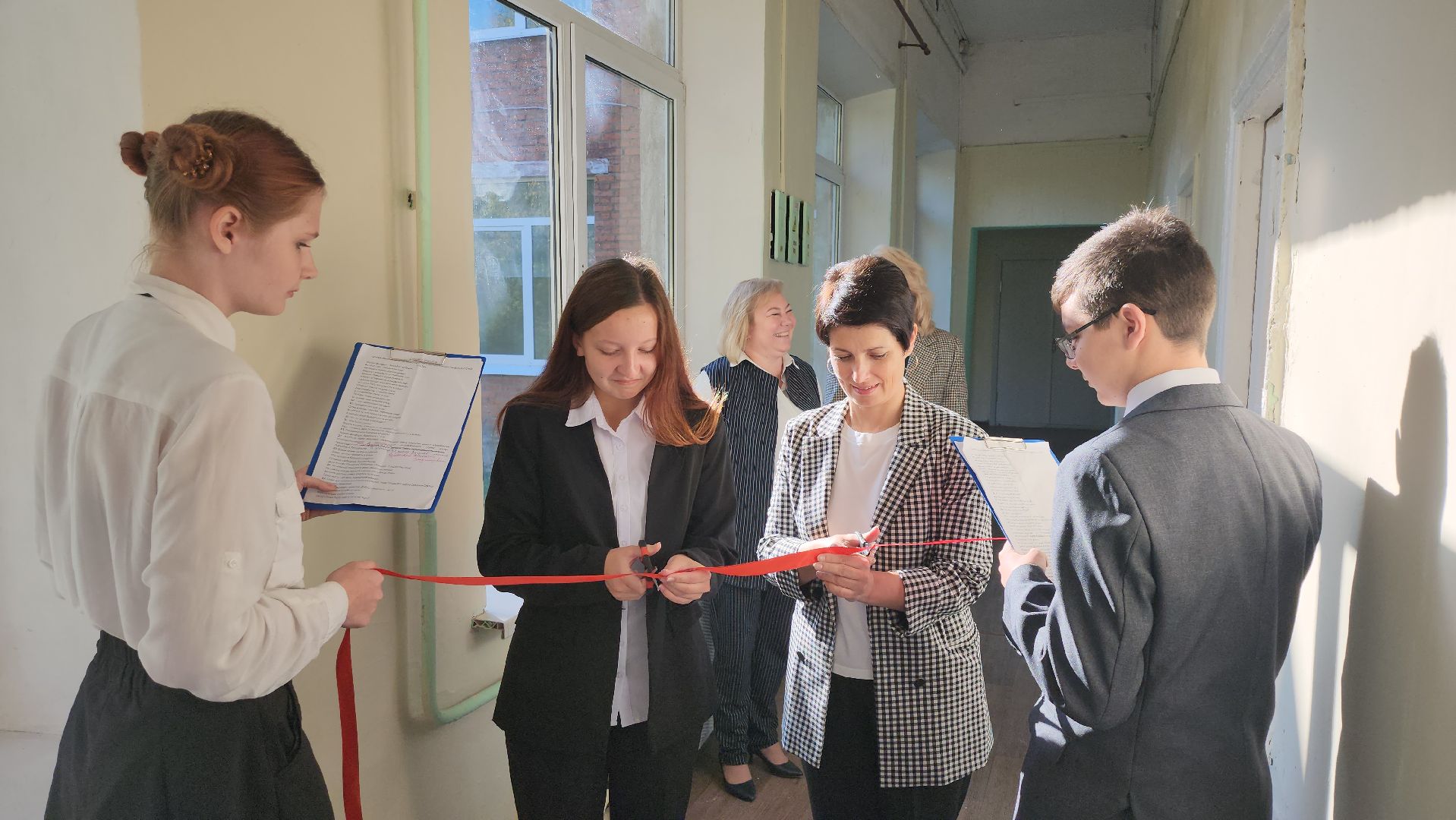 точка роста, серпухов, подмосковье, школа, образование, технологии,