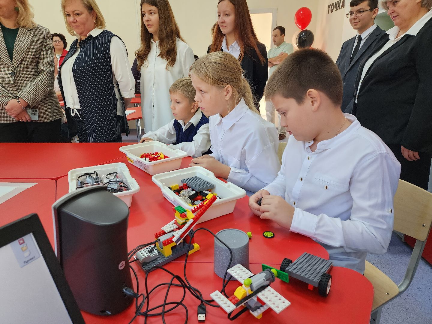 точка роста, серпухов, подмосковье, школа, образование, технологии,