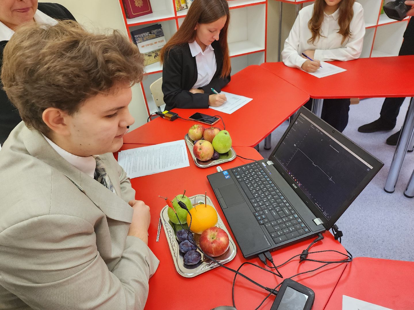 точка роста, серпухов, подмосковье, школа, образование, технологии,