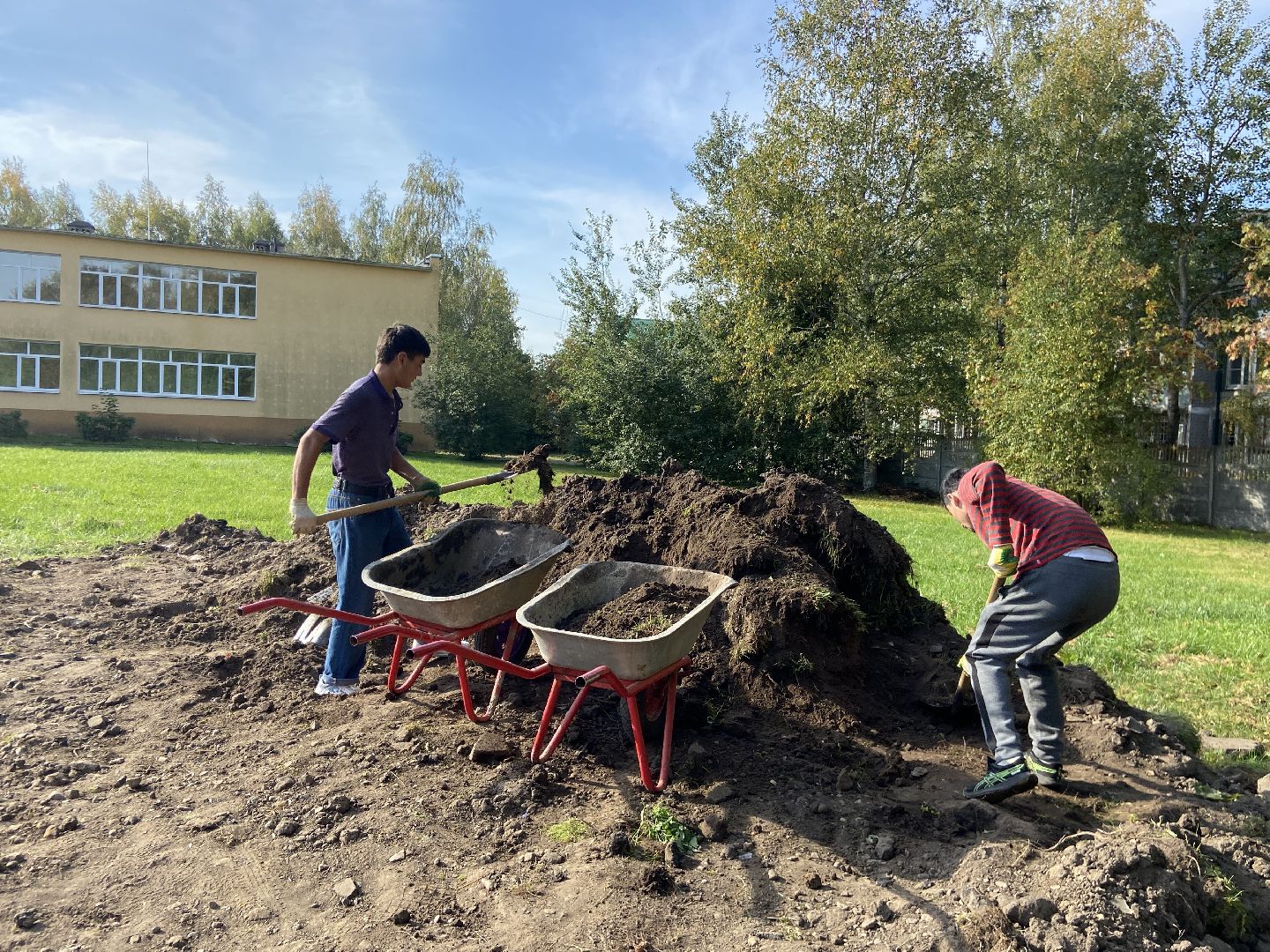 спортивная площадка, школа, обращение жителей,