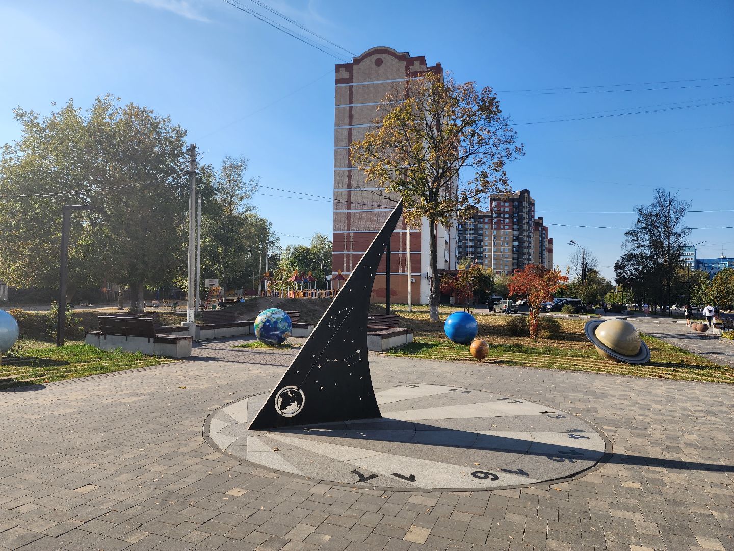 раменское, благоустройство, бульвар на чугунова, солнечные часы,