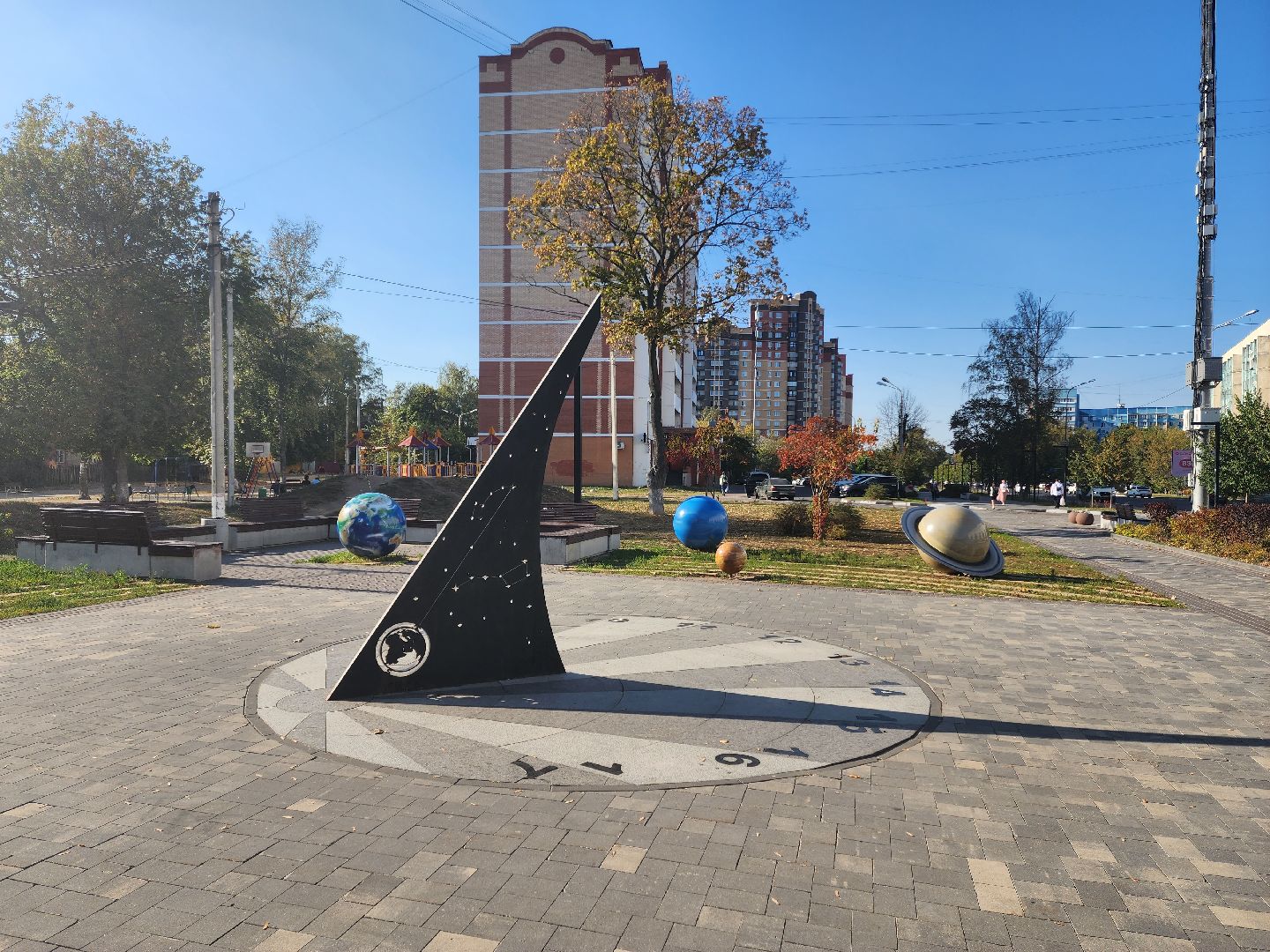 раменское, благоустройство, бульвар на чугунова, солнечные часы,