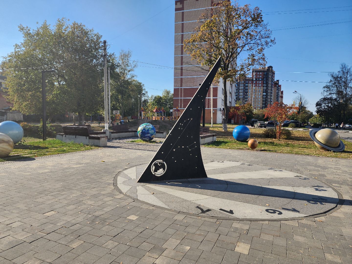 раменское, благоустройство, бульвар на чугунова, солнечные часы,