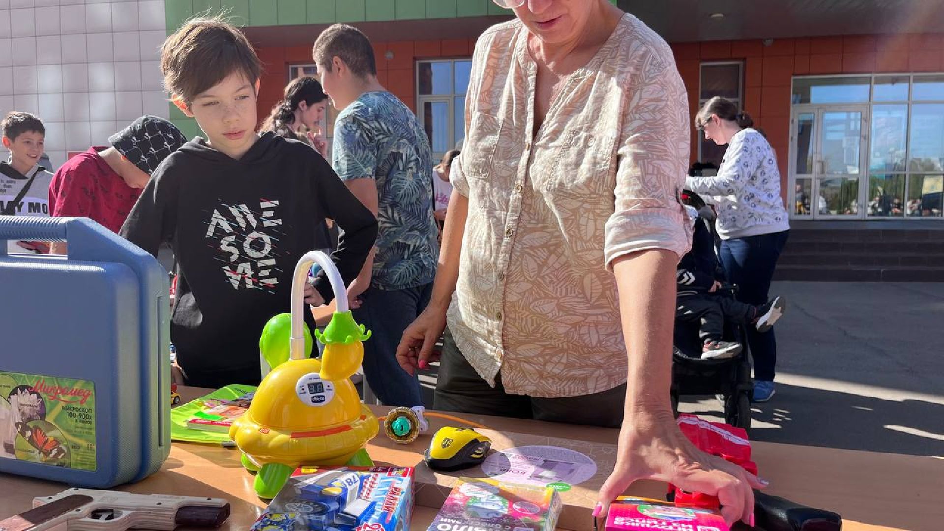 Реутов, распродажа, гараж сэил, игрушки, вещи, секонд хэнд,