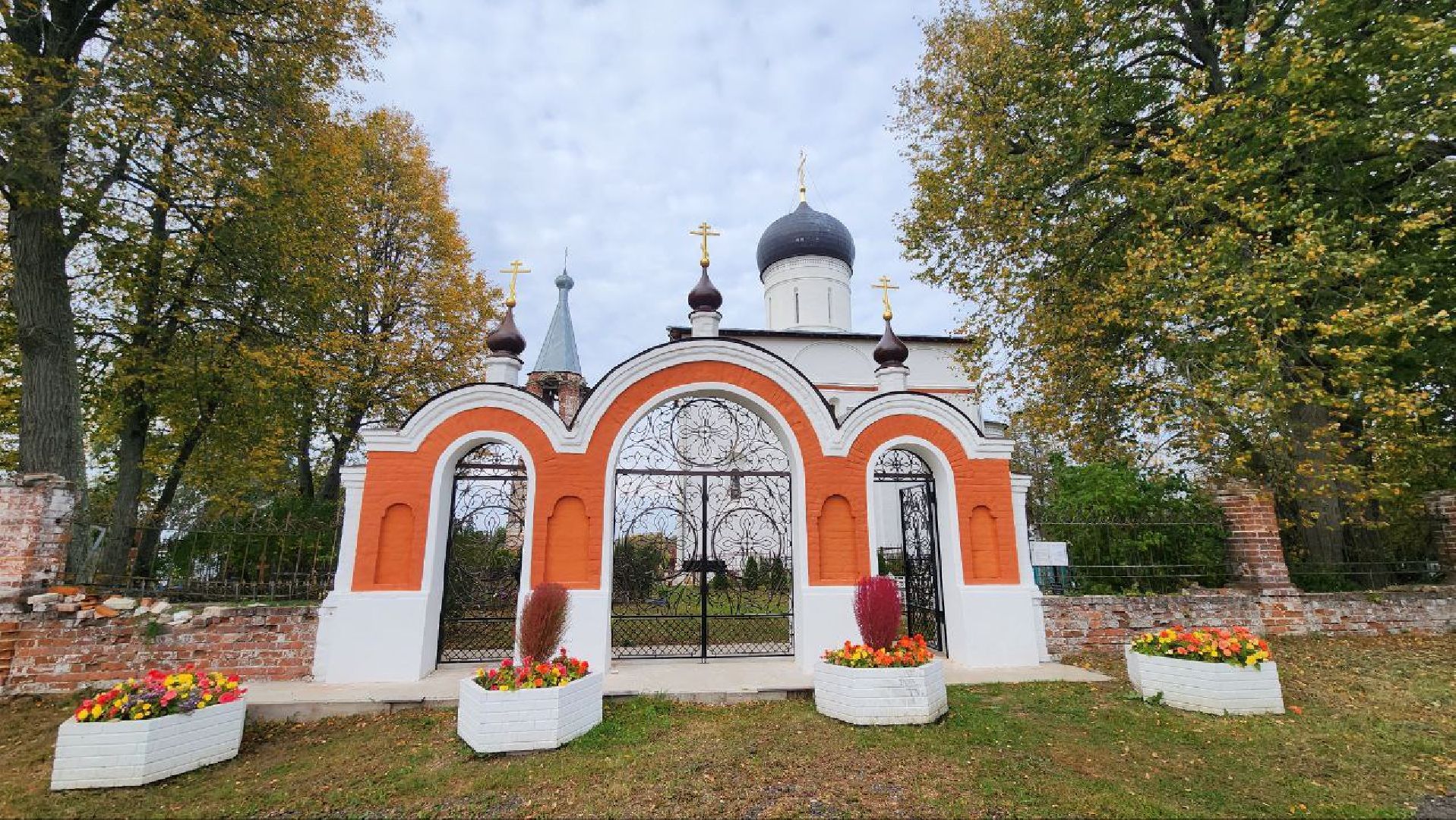 Дмитров, Медведева пустынь, Институт археологии,