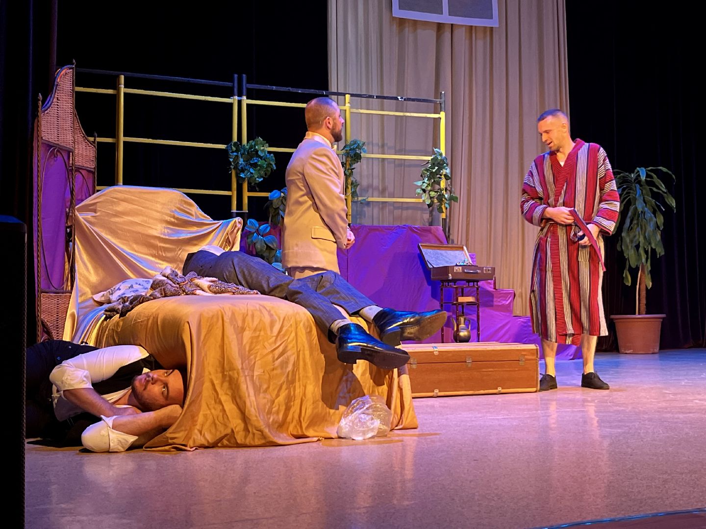 наро-фоминск, культура подмосковья, народный театр, премьера, цдк звезда,