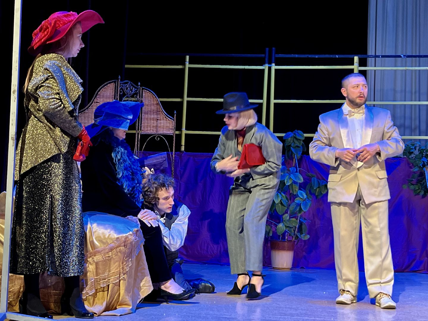 наро-фоминск, культура подмосковья, народный театр, премьера, цдк звезда,