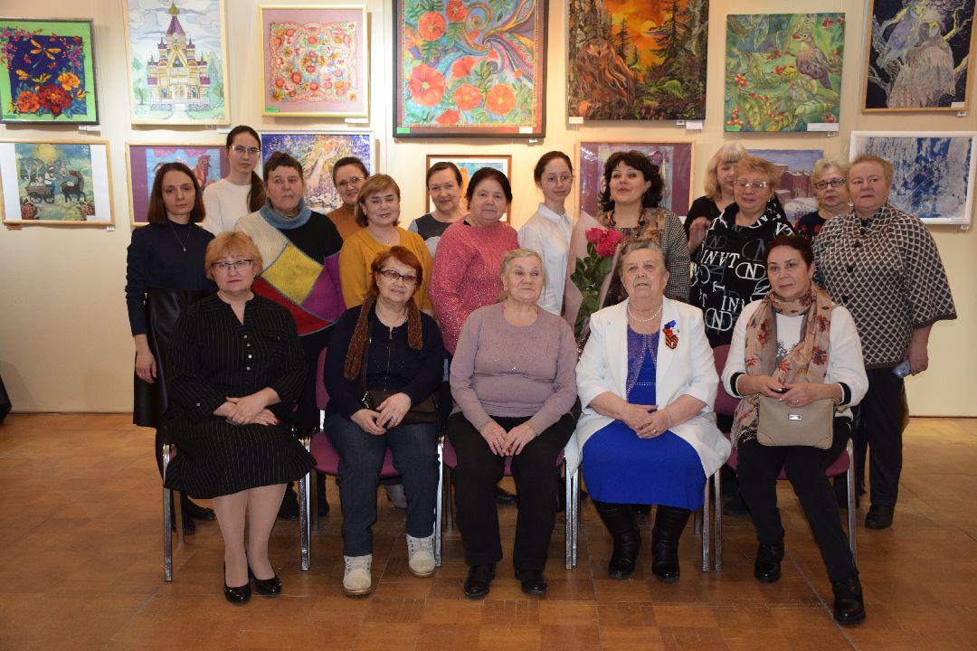 Павловский Посад, платки, дети, Роспись, ткани, Павловопосадская платочная мануфактура, Елена Жукова