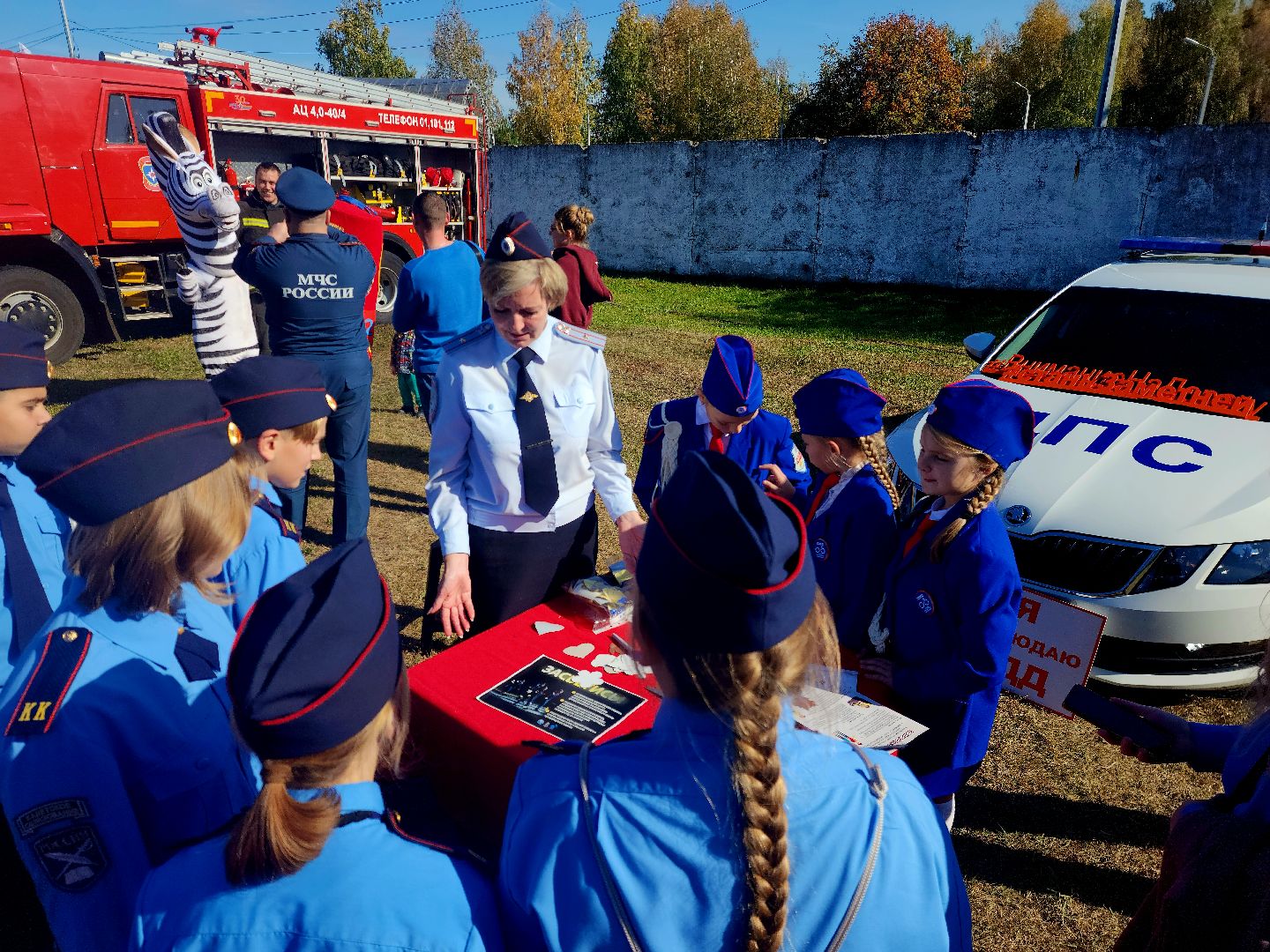 ЧС, ЧП, Шатура, выставка техники, профессии, школьники,