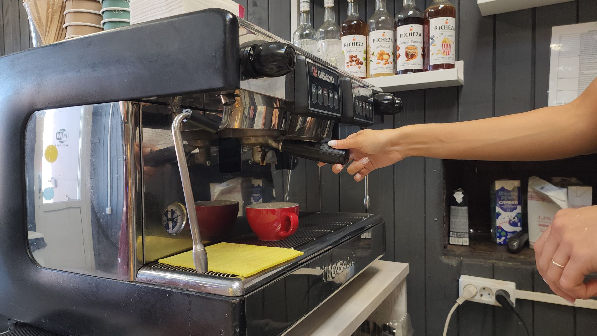 шатура, по плюшке, кофе, десерты, торты, пирожное,