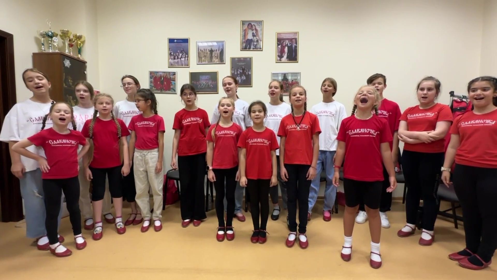 Реутов, МКДЦ, песня, тетр, Славяночка, съемки клипа, Виктор Салтыков, Белая ночь,