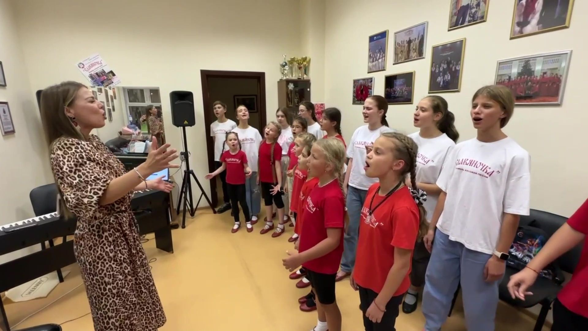 Реутов, МКДЦ, песня, тетр, Славяночка, съемки клипа, Виктор Салтыков, Белая ночь,