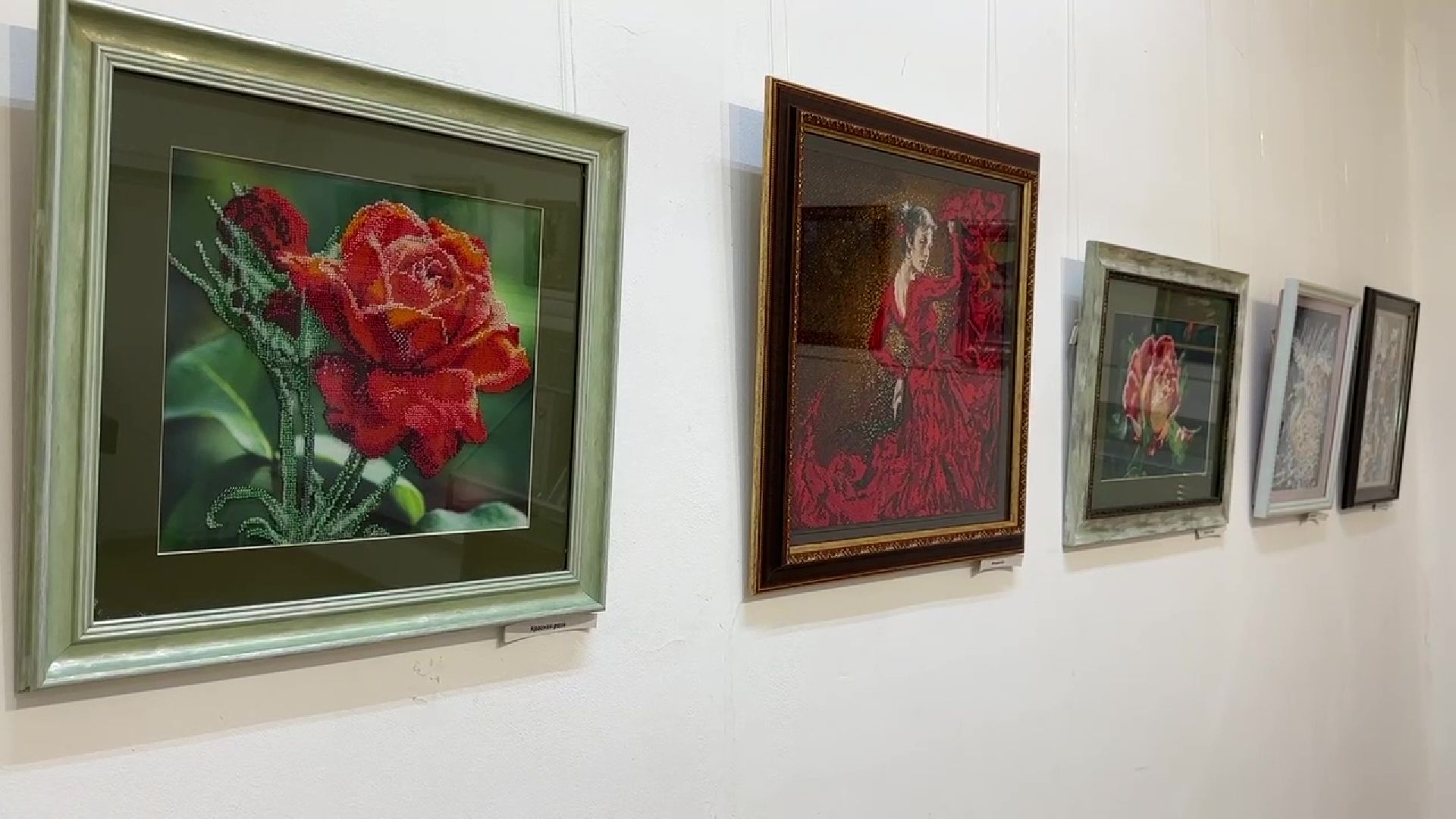 Реутов, культура, музей, выставка, картины из бисера, Инна Ананьева,