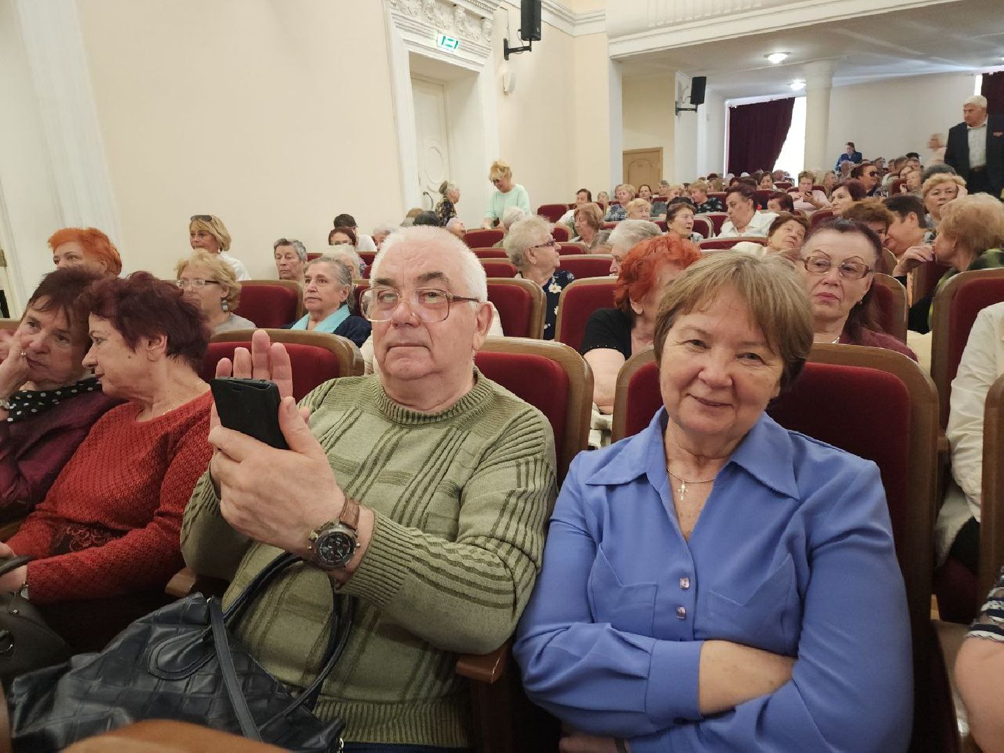 день пожилого человека, видное, старшее поколение, золотой возраст, праздник,