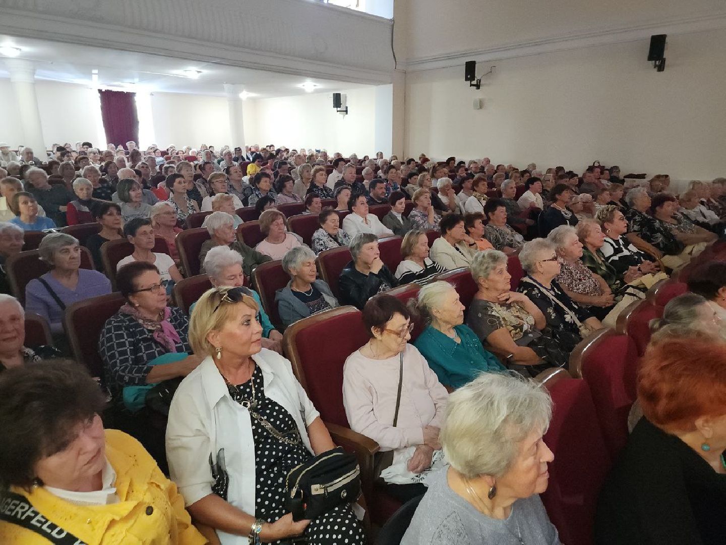 день пожилого человека, видное, старшее поколение, золотой возраст, праздник,